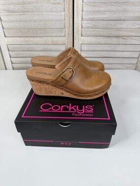 CORKYS "Who Knew" Women's Cork Wedges Tan-9